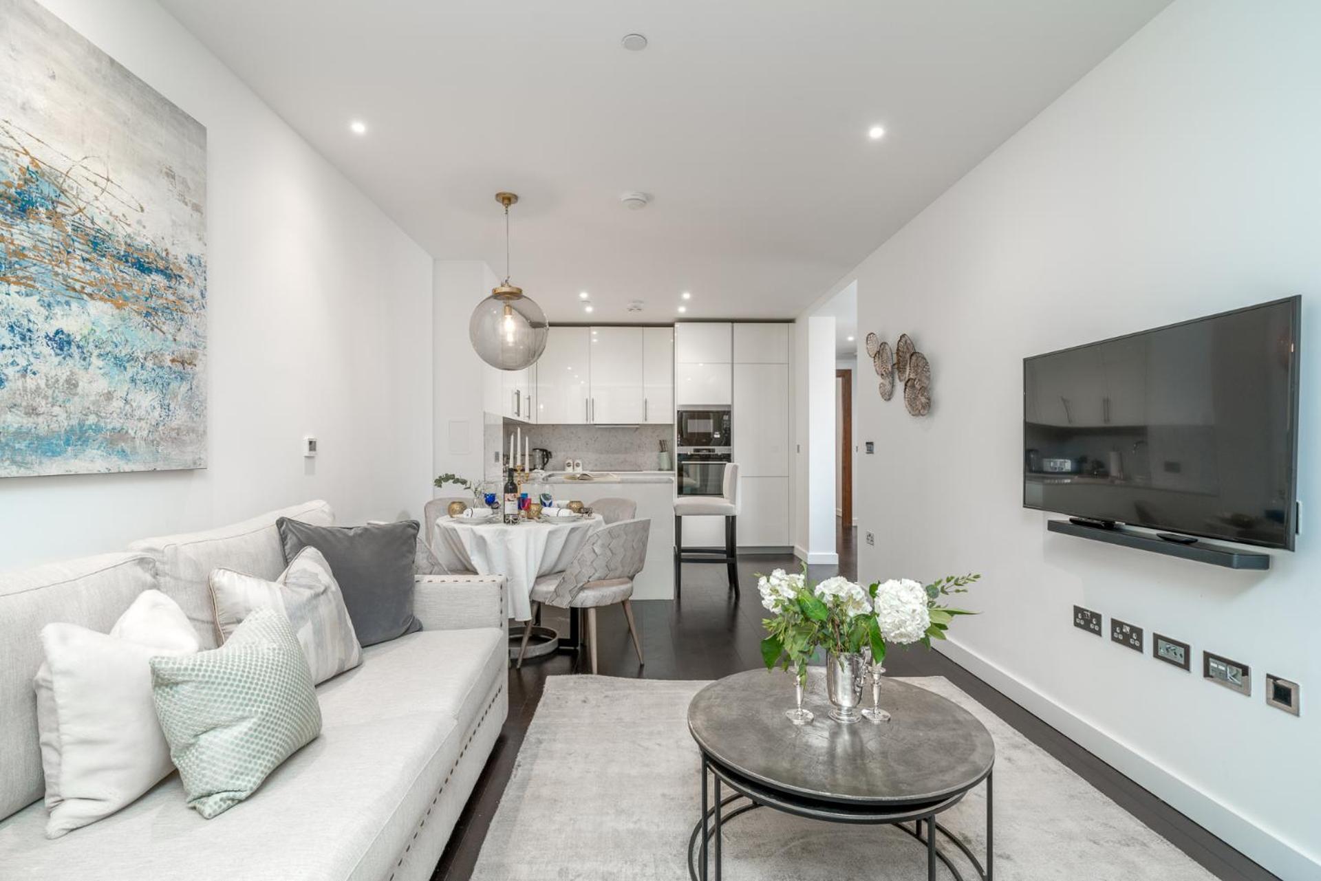 Riverfront Retreat In 2 Bed 2 Bath Appartamento Londra